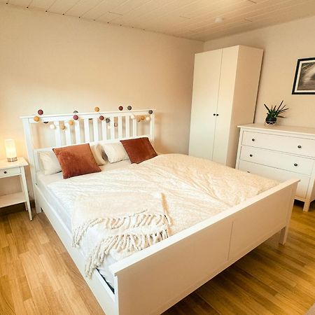 Gemuetliche Ferienwohnung In Der Eifel - Naehe Mosel Bausendorf Dış mekan fotoğraf